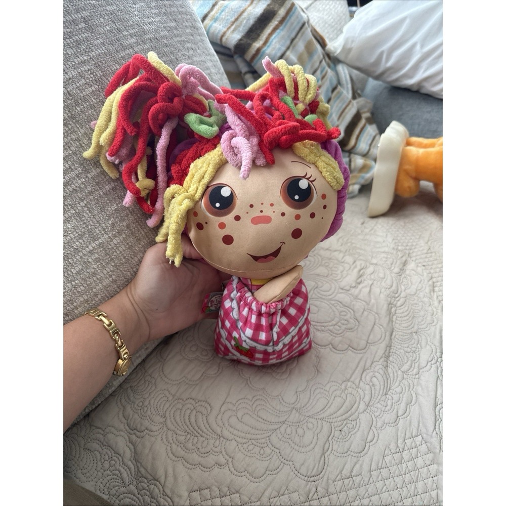 Flip Zee Girls 18" ZANA Very Berry Strawberry Sweet & Cuddly 2 in 1 Plush Doll
